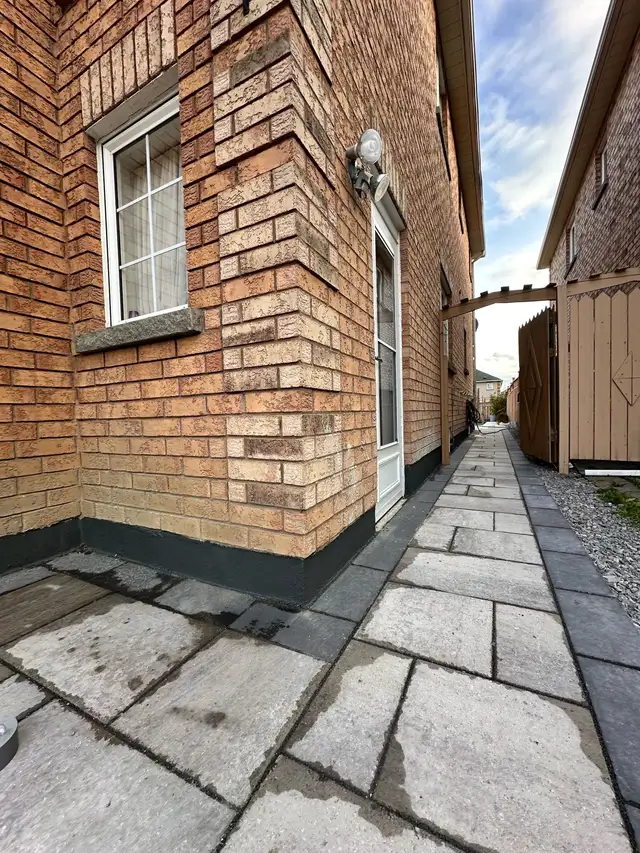 Parging/Foundation - Photo 10