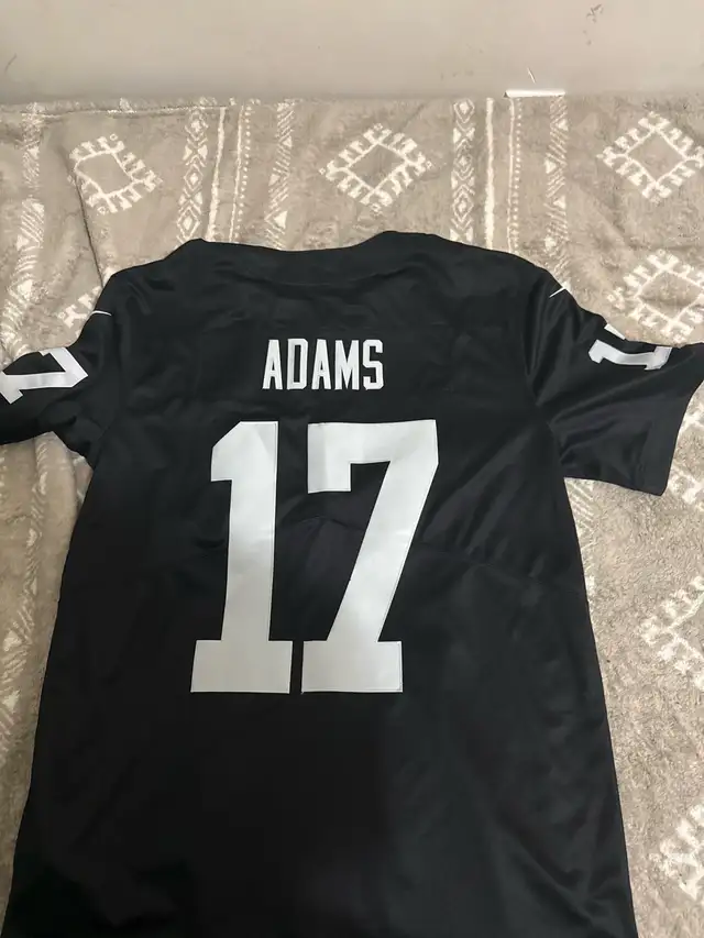 Large NFL Las Vegas Raiders jersey - Photo 2