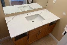 Quartz Countertop With Grey Veins Orange Island 437-522-8447