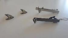 Epinglettes et boutons de manchettes Vintage