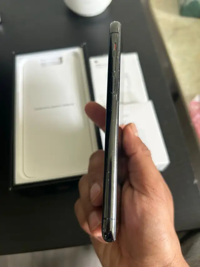 iPhone XR 64gb Airpods/Charger Set/Delivery - Photo 6