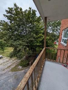 BEAU 3 1/2 AU COEUR DE BEDFORD! - Photo 4