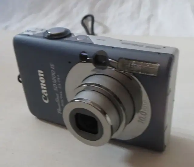 Canon PowerShot SD1200IS ELPH - Photo 4