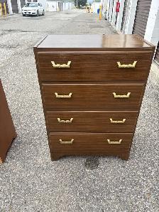 Free delivery used vintage Brown 4-Drawer Dresser - Photo 2