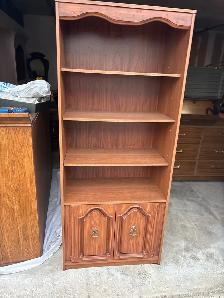 Free delivery used Wooden Bookcase with Cabinet - Photo 5