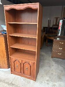 Free delivery used Wooden Bookcase with Cabinet - Photo 8