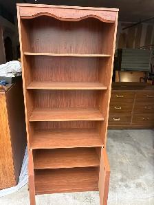 Free delivery used Wooden Bookcase with Cabinet - Photo 9