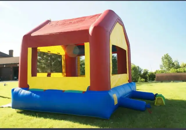 Commercial bouncy castle for rent in the GTA TODAY! - Photo 2