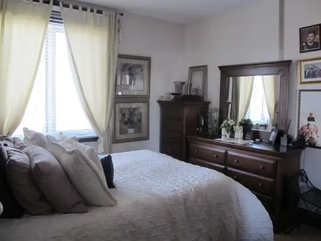Belle maison de ville de 4 chambres dans le coeur de Rosemont. - Photo 6