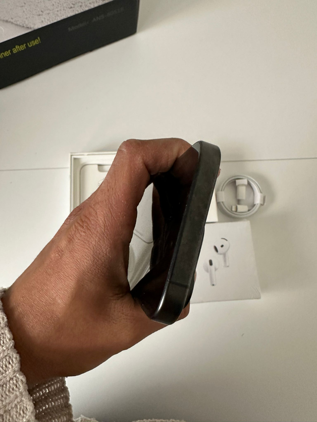 iPhone 15 Pro 256gb Airpods/Charger Set/Delivery - Photo 4