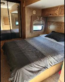 Roulotte sur terrain de camping Coop Prévert - Photo 4