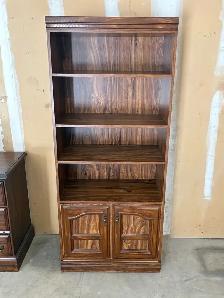 Free delivery used Wooden Bookcase - Photo 6