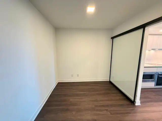 Bloor and Sherbourne 1 Bed Plus 1 Den 1 Bath Condo for Rent - Photo 11