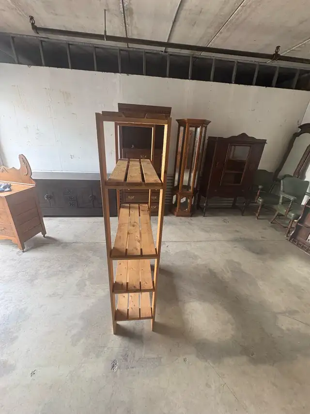 Free delivery used Wooden Shelf Unit - Photo 7