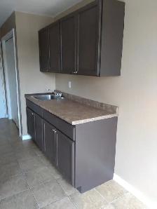PRIME LOCATION ONE BEDROOM APARTMENT BARRY DOWNE SUDBURY - Photo 2