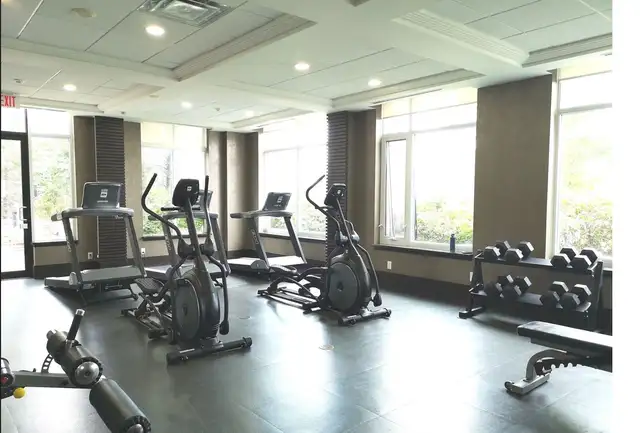 1 Bdr&Den Luxury Condo Markham (Birchmount & Hwy#7) for Rent - Photo 2
