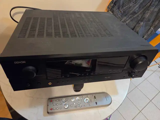 Stereo Receiver - Photo 2