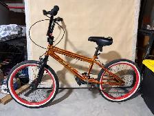 Movelo KJXX Single-Speed BMX 20'
