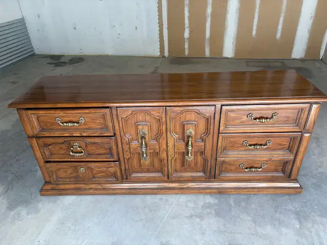 Free delivery used Vintage Wood Dresser with 9 Drawers - Photo 3