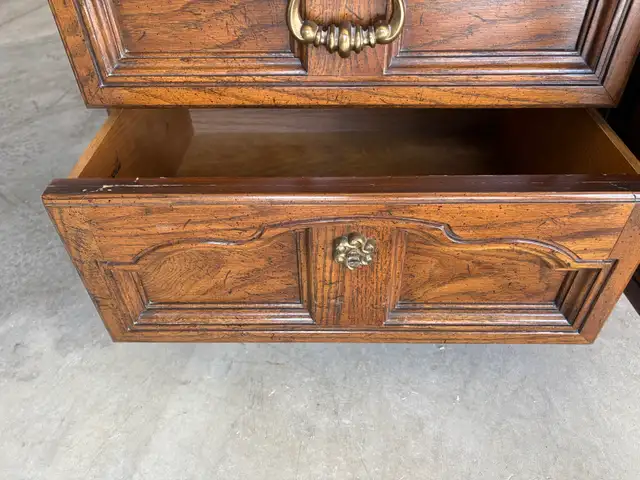 Free delivery used Vintage Wood Dresser with 9 Drawers - Photo 5