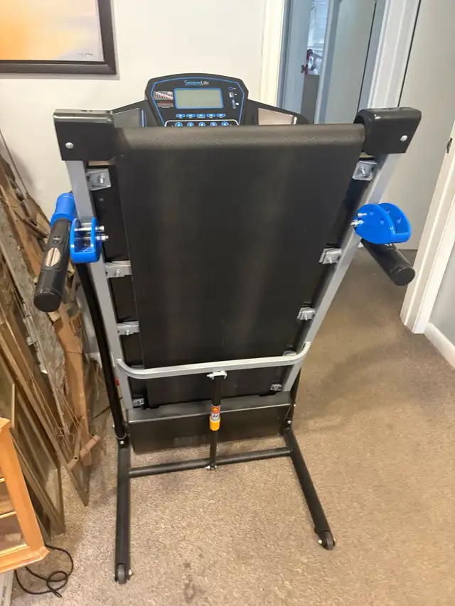 Free delivery used SereneLife Treadmill - Photo 7