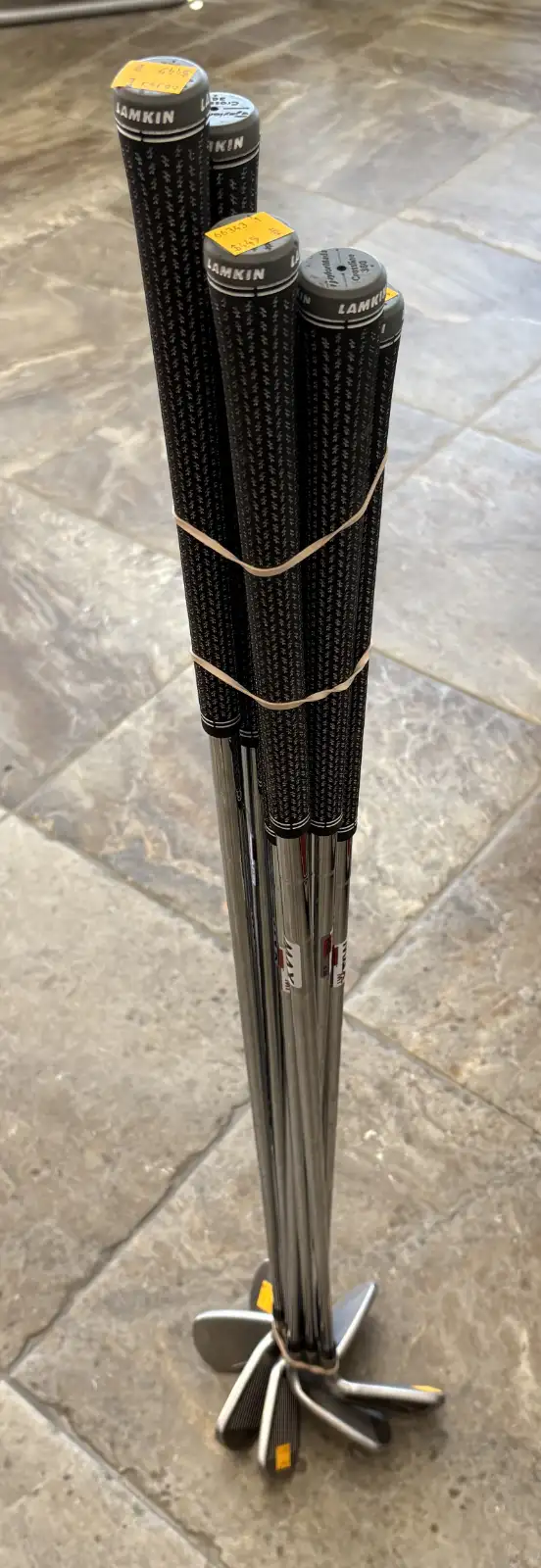 Taylormade 7pc Sim 2 Max Golf Iron Set
