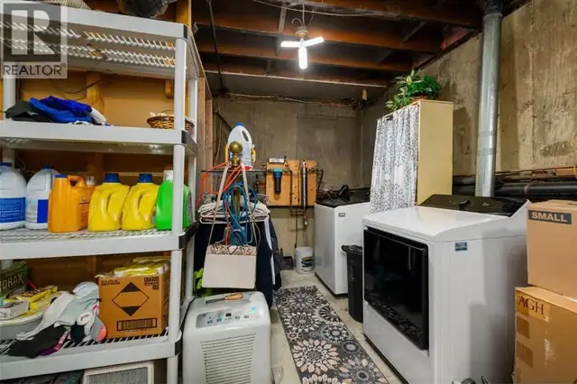 HOUSE FOR SALE - Photo 9