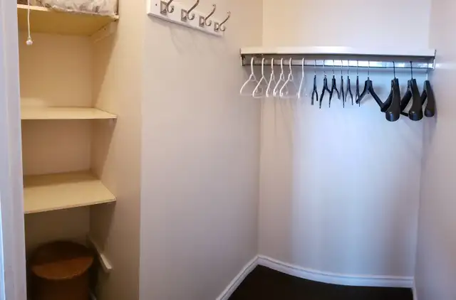 1-Bedroom Condo Unit - Victoria Park Place - Photo 7