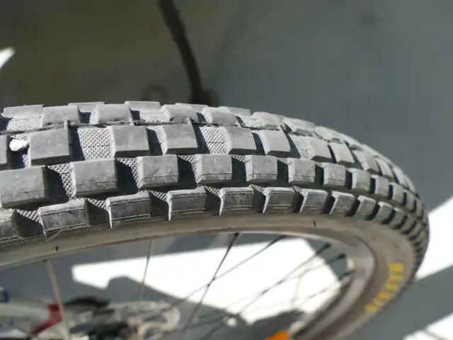 AUBAINE: MOUNTAIN BIKE ROCKY MOUNTAIN VERTEX 50 - Photo 7