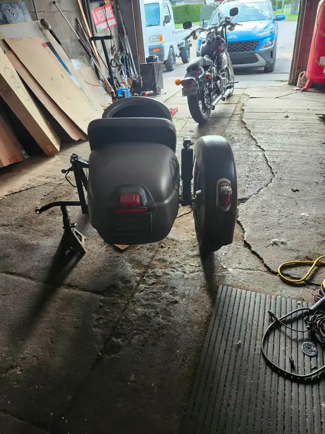 Side-car ou nacel pour moto - Photo 2