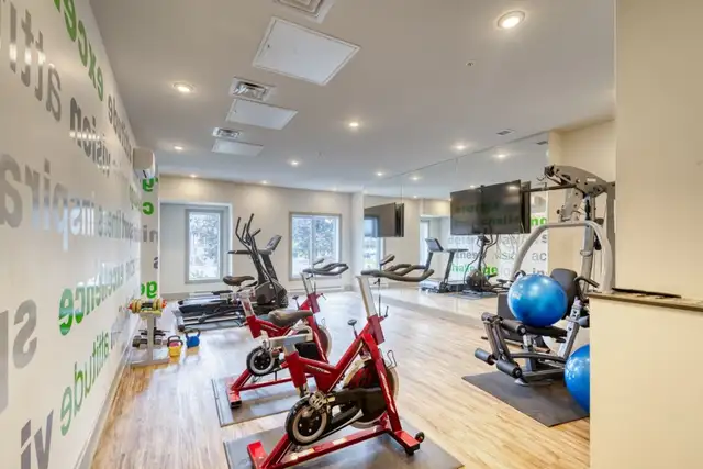 Condo 3 ½ TOUT MEUBLÉ & TOUT INCLUS au Quartier Dix30 à Brossard - Photo 10