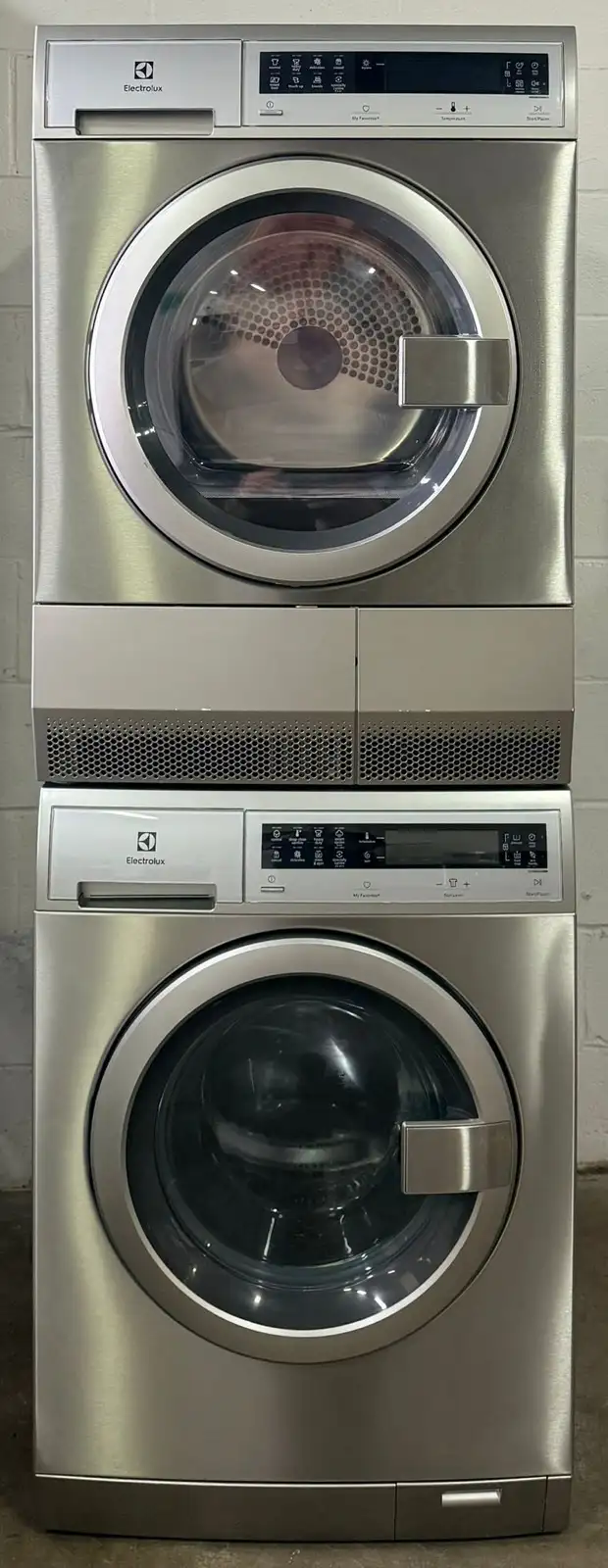 Ventless Apartment Size SET "ELECTROLUX" H33/W24/D25