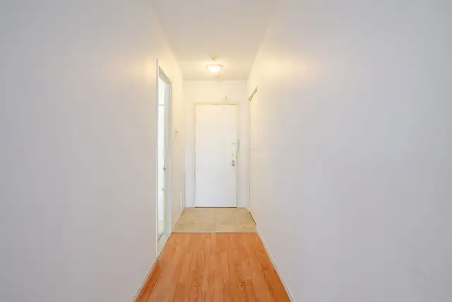 Studio JUILLET eau chaude &  stationnement  inclus - Photo 3