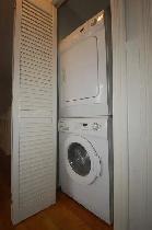 Dufferin Grove apartment in house, with two bedrooms, maybe 3! - Photo 7