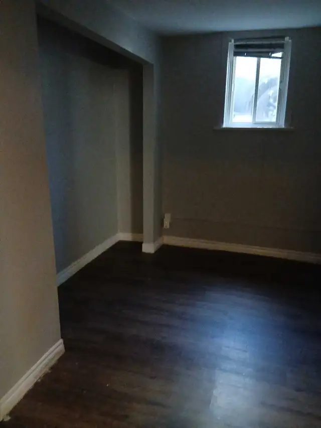 Basement Apartment - Photo 2
