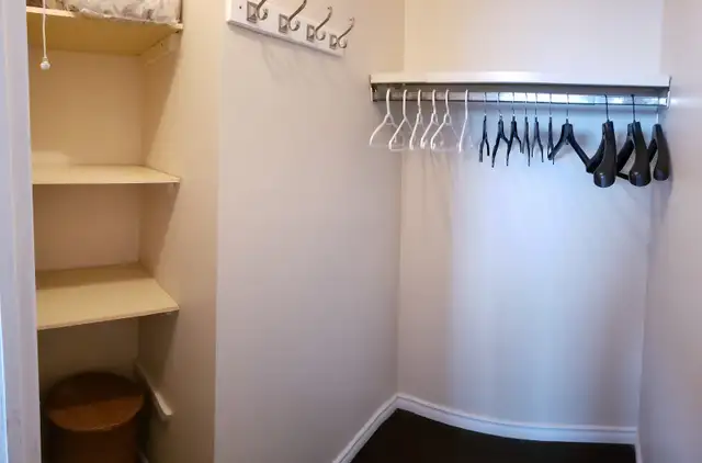 1-Bedroom Condo Unit - Victoria Park Place - Photo 7