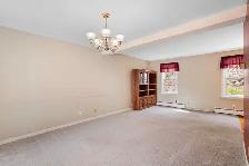 146 Lincoln Rd, 4-bedroom house (1bath 1kitchen)South, Near UNB - Photo 3