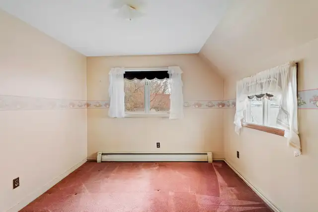 146 Lincoln Rd, 4-bedroom house (1bath 1kitchen)South, Near UNB - Photo 7