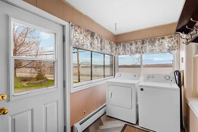 146 Lincoln Rd, 4-bedroom house (1bath 1kitchen)South, Near UNB - Photo 12
