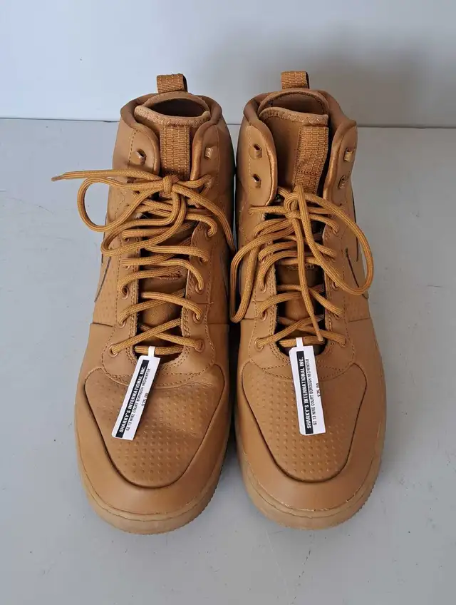Size 13 Nike Court Borough Midwinter Boots (32771044)