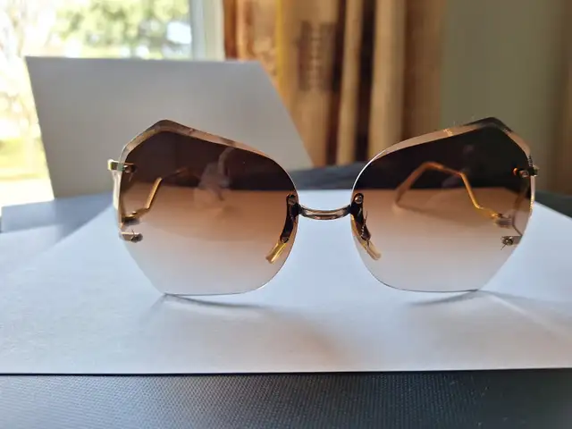Women’s Brown and Gold Sunglasses - New - Photo 3