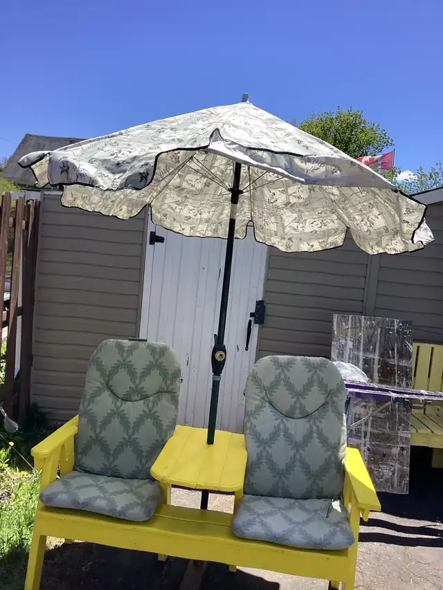 lawn chair