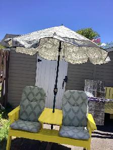 lawn chair
