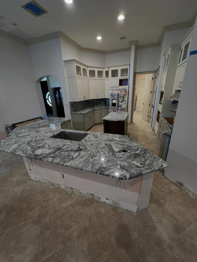 Granite Countertop With Veins 437-522-8447 - Photo 2