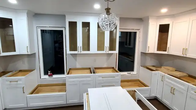 Kitchen Cabinets- Custom Doors & Closets