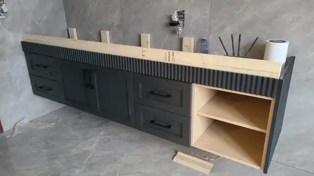 Wardrobes & Custom Doors- Vanities - Photo 2