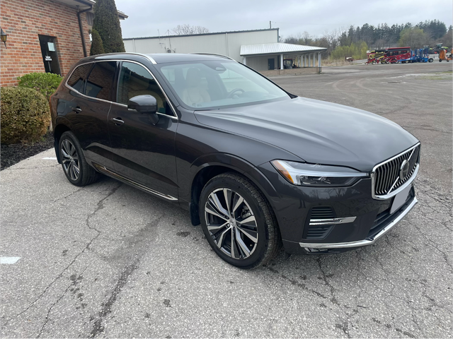 2022 Volvo XC60 B6 - Photo 2