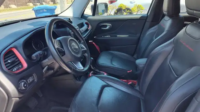 Jeep Renegade - Photo 4