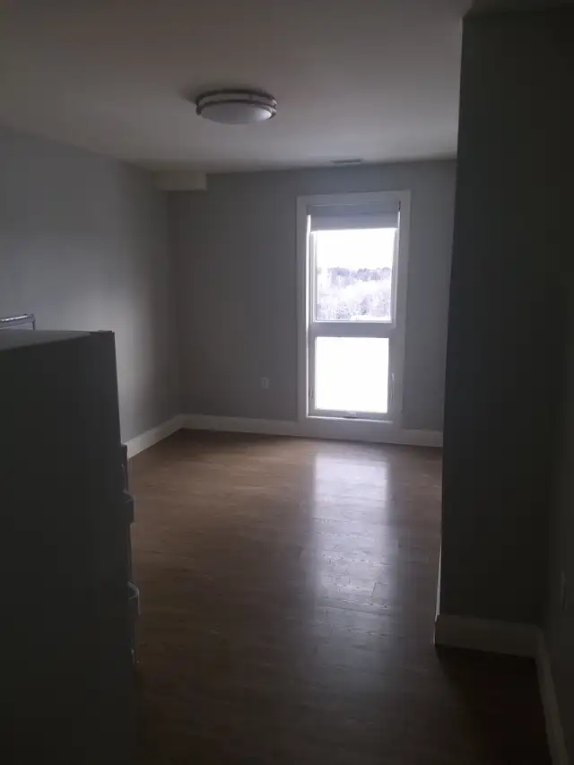 1 Bedroom $1,399 All Inclusive in Oshawa Durham - Photo 6