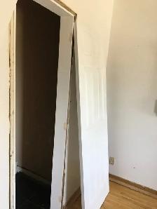 Door installation help - Photo 2